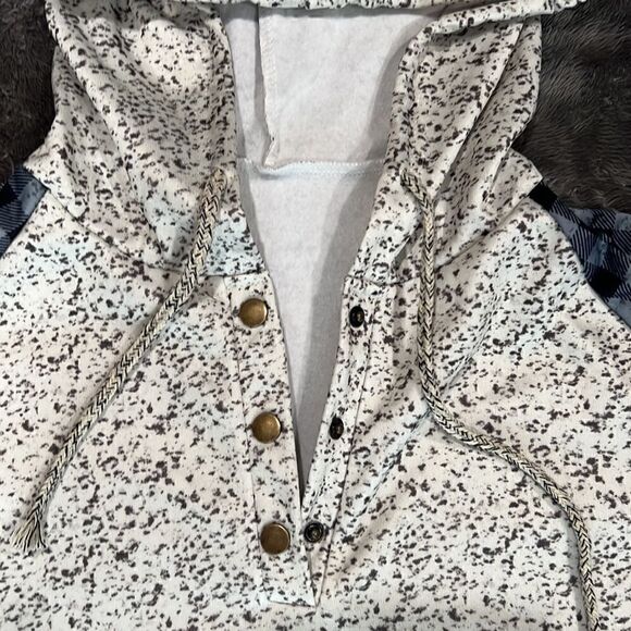 104. Boutique Unisex Black & Grey Buffalo Print hoodie Size 2X NWT - Picture 4 of 9